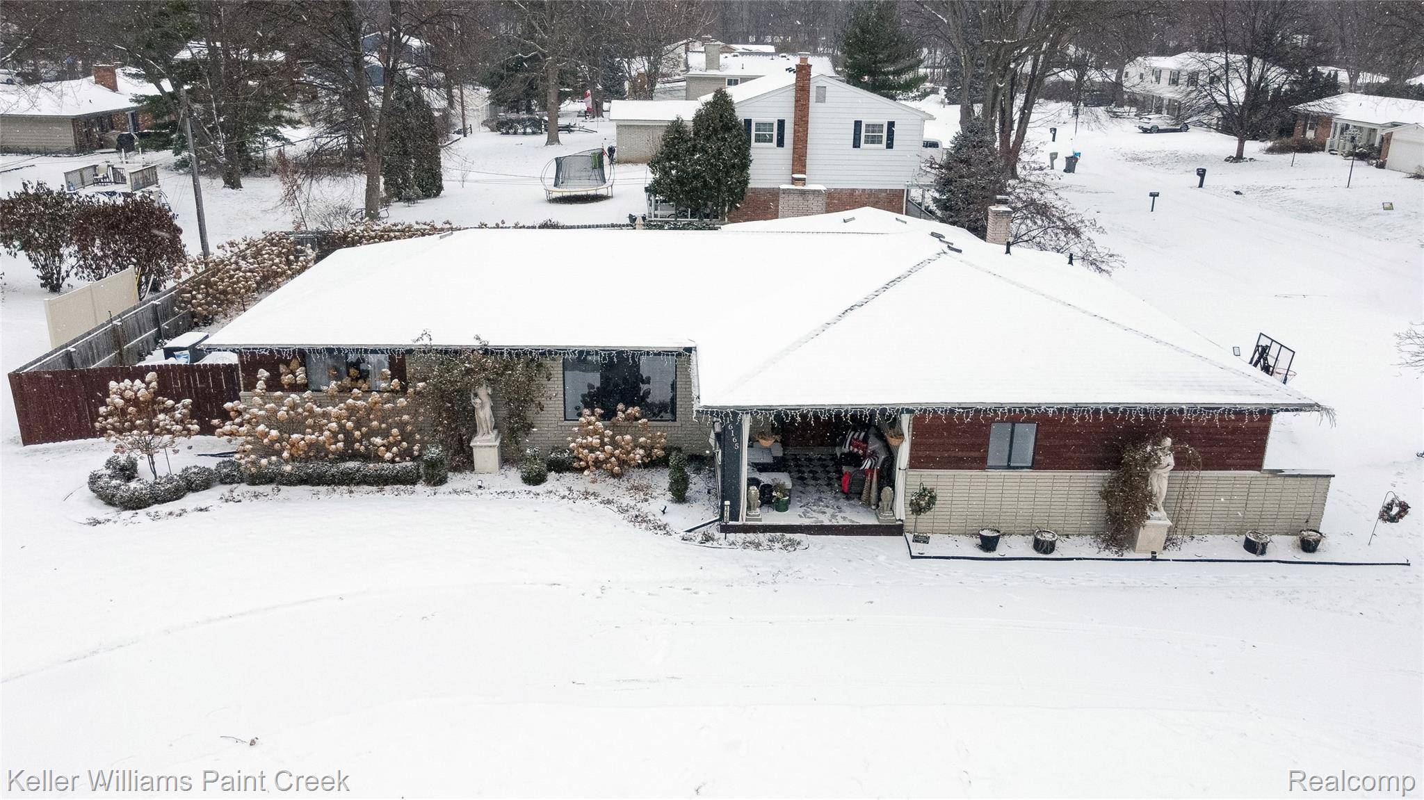 Clinton Township, MI 48035,16165 Andover DR