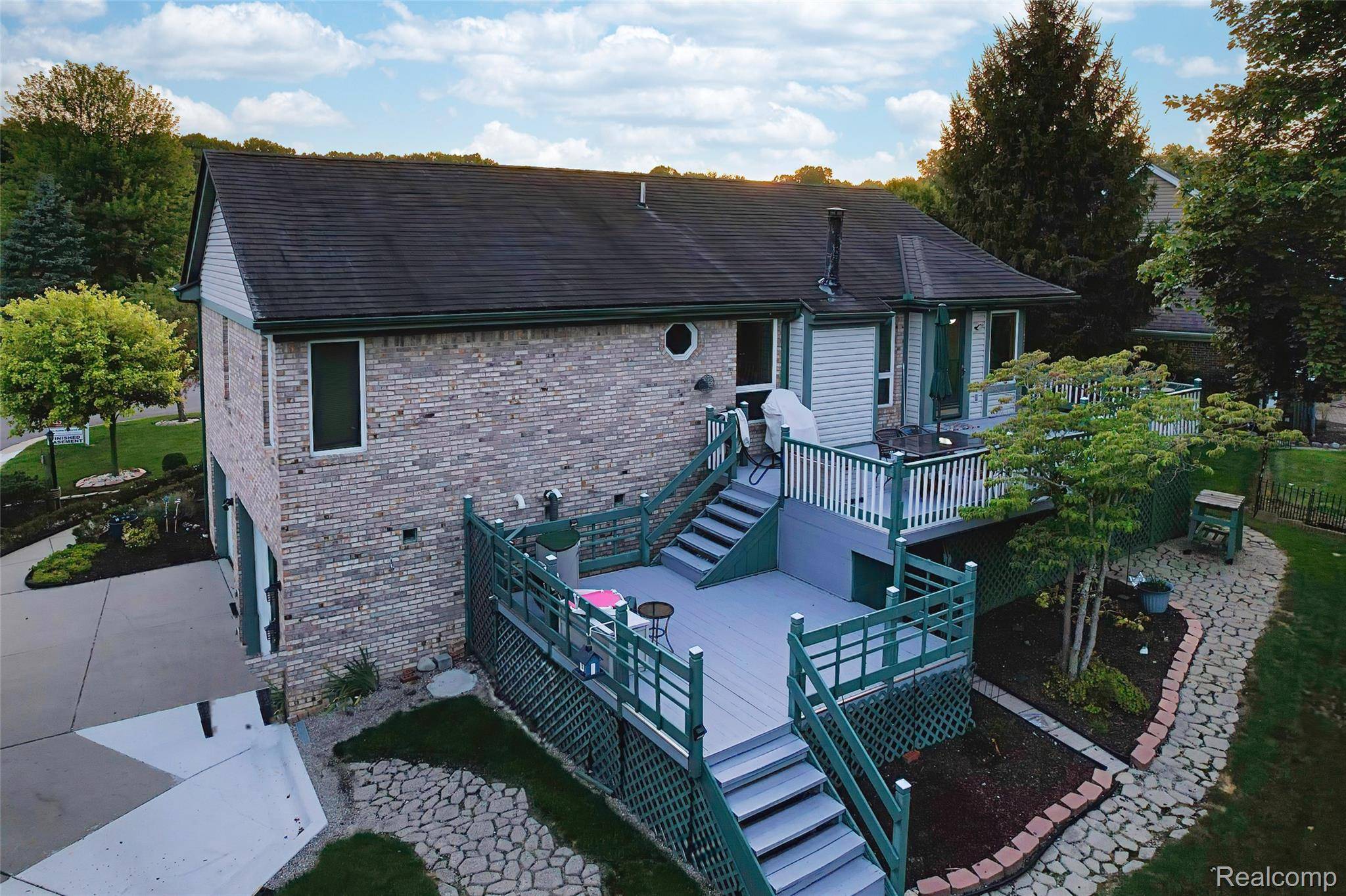 Westland, MI 48185,38508 Alma LN