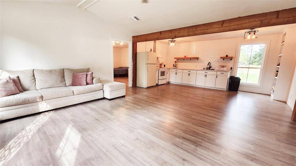 Scroggins, TX 75480,150 Danyeur Lane