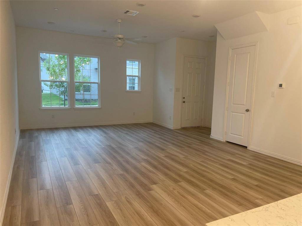 Irving, TX 75063,9927 Schramm Street