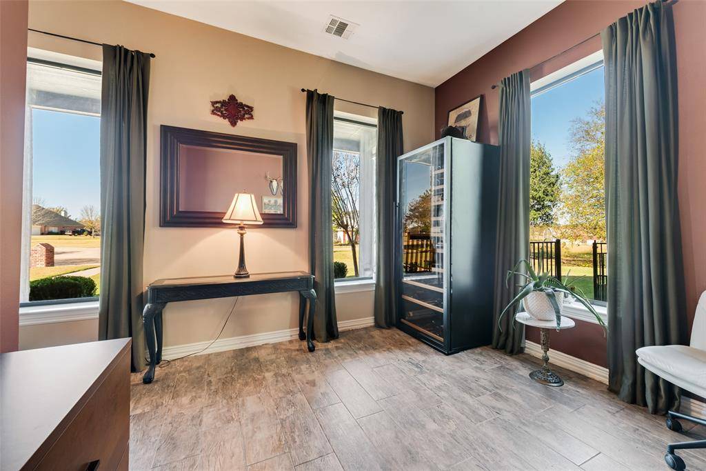 Ovilla, TX 75154,8660 Turnberry Lane