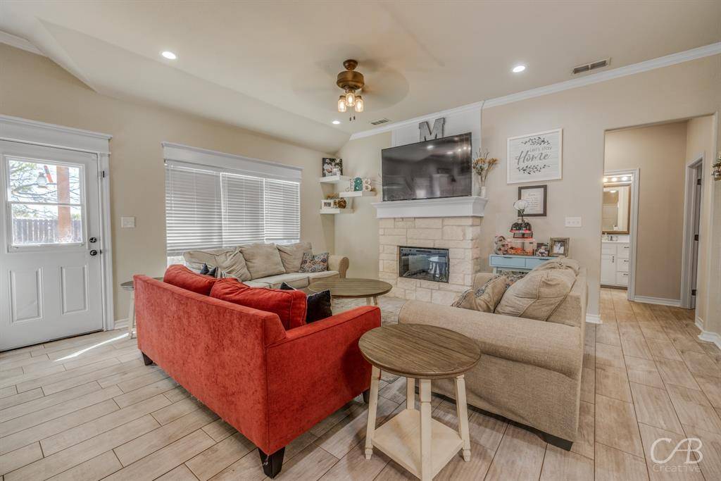 Tuscola, TX 79562,625 Jarrell Court