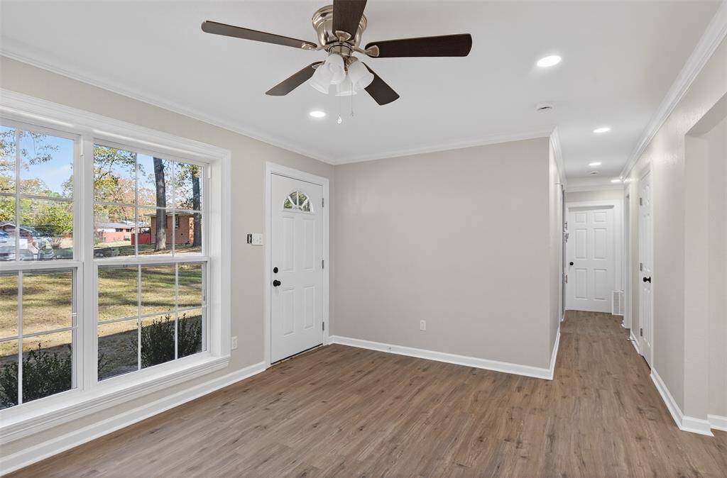 Minden, LA 71055,902 Clay Street