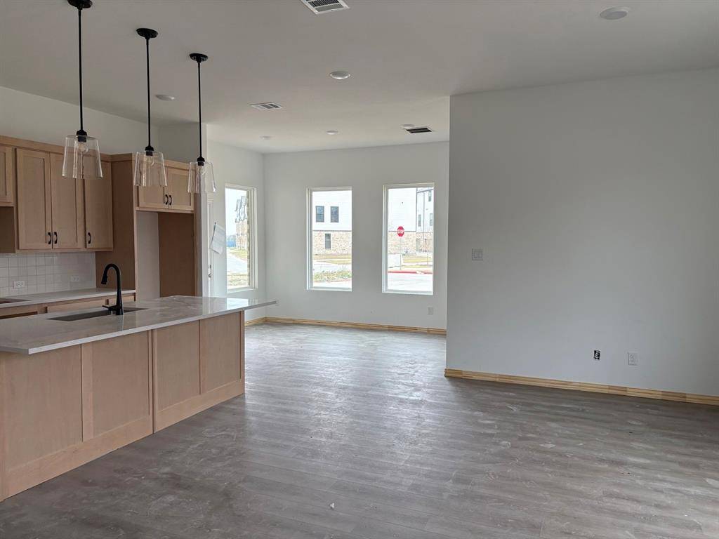 Plano, TX 75075,725 Kerrville