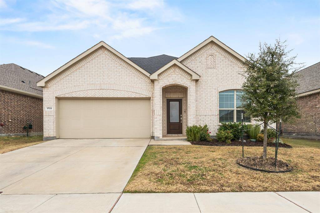 Little Elm, TX 75068,1733 Lake Grove Drive