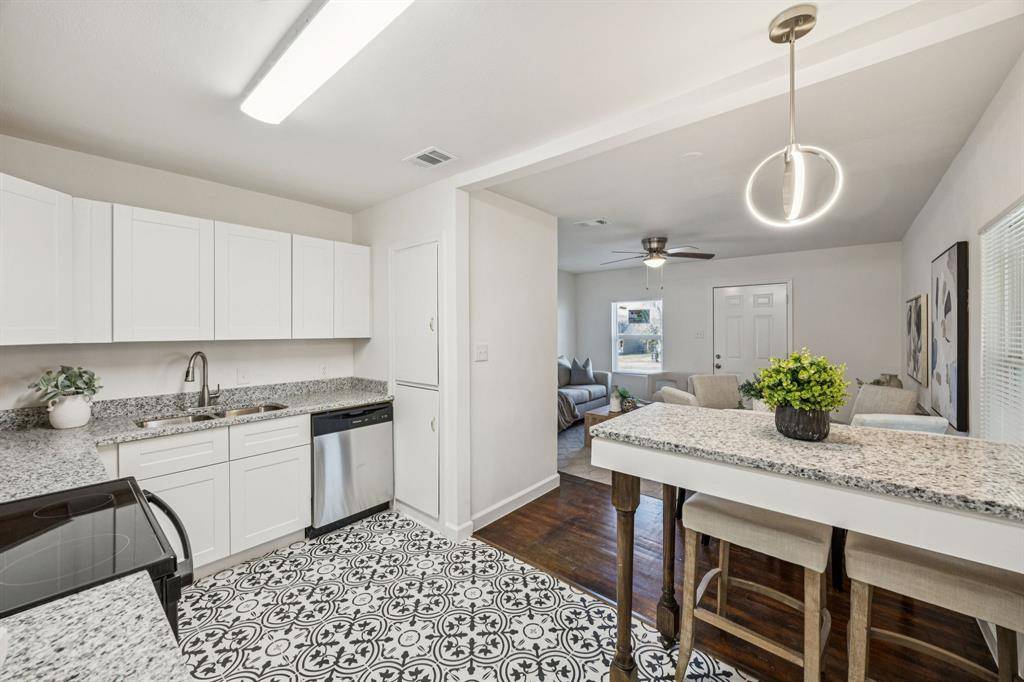 Fort Worth, TX 76133,4313 Wabash Avenue