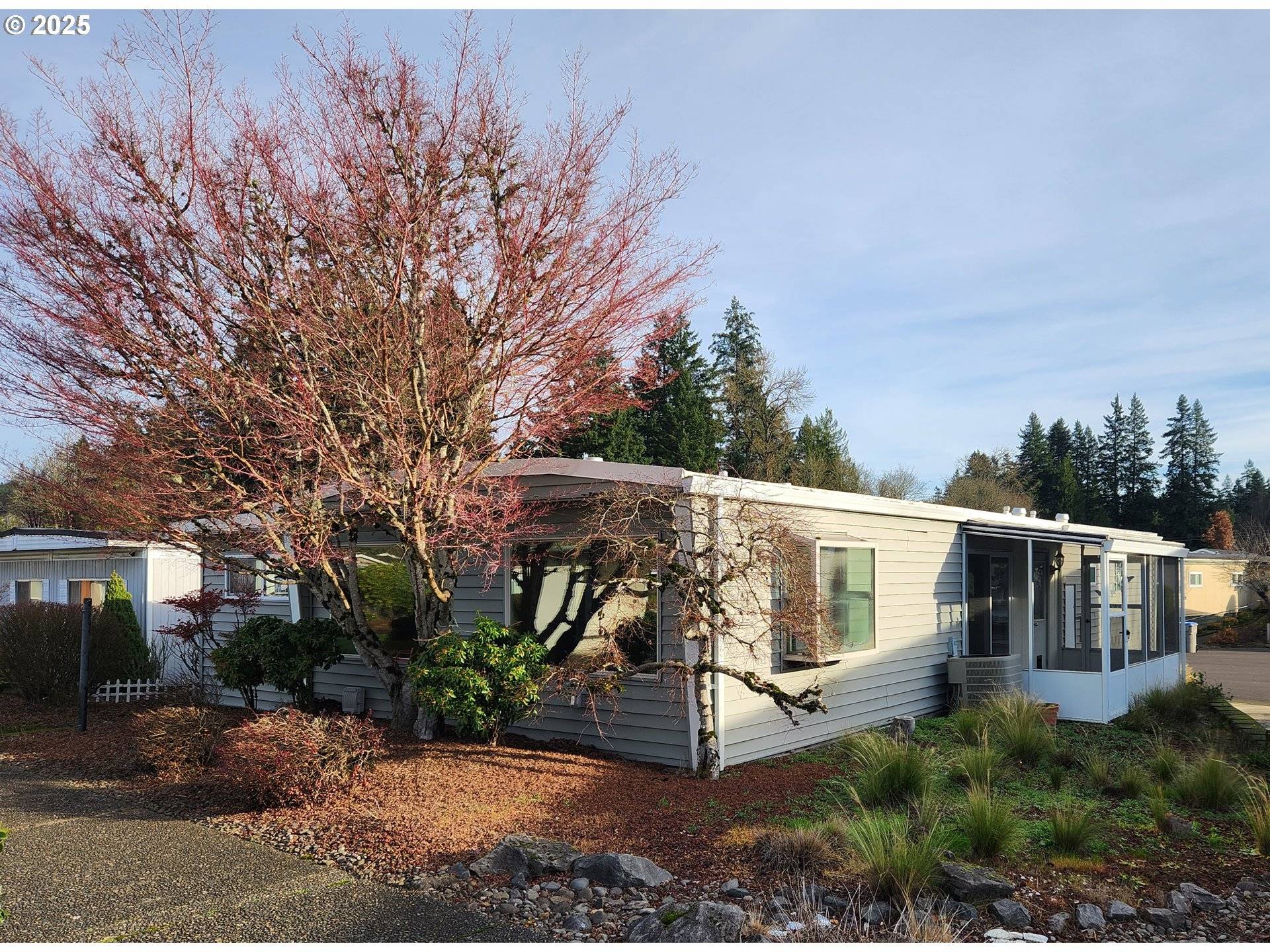 Tigard, OR 97224,11602 SW ROYAL VILLA DR