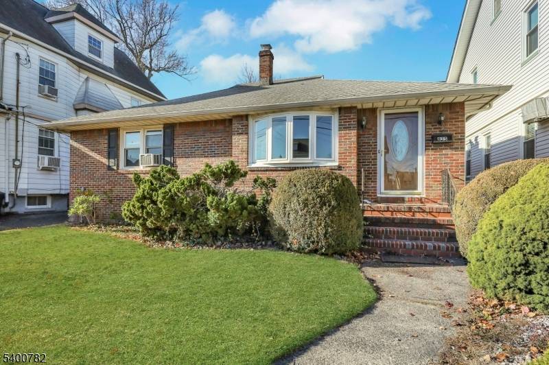 Kearny Town, NJ 07032,835 Chestnut St