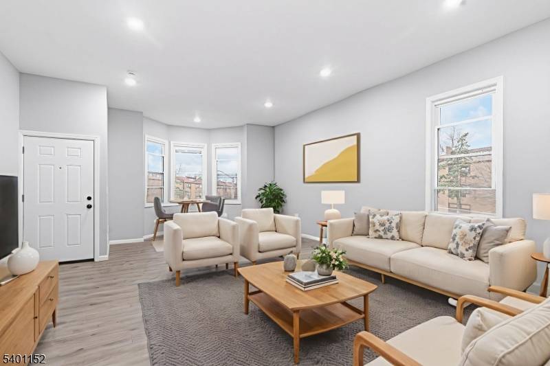 Newark City, NJ 07103,327 S Orange Ave