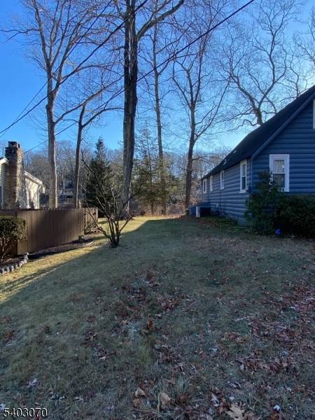 Kinnelon Boro, NJ 07405,11 Trail West