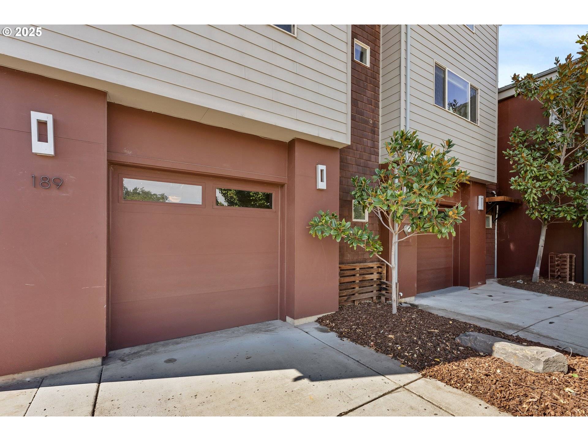 The Dalles, OR 97058,189 EAGLE CREST DR