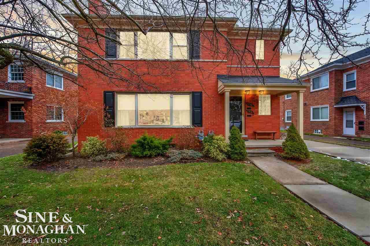 Grosse Pointe Park, MI 48230,748 Harcourt RD