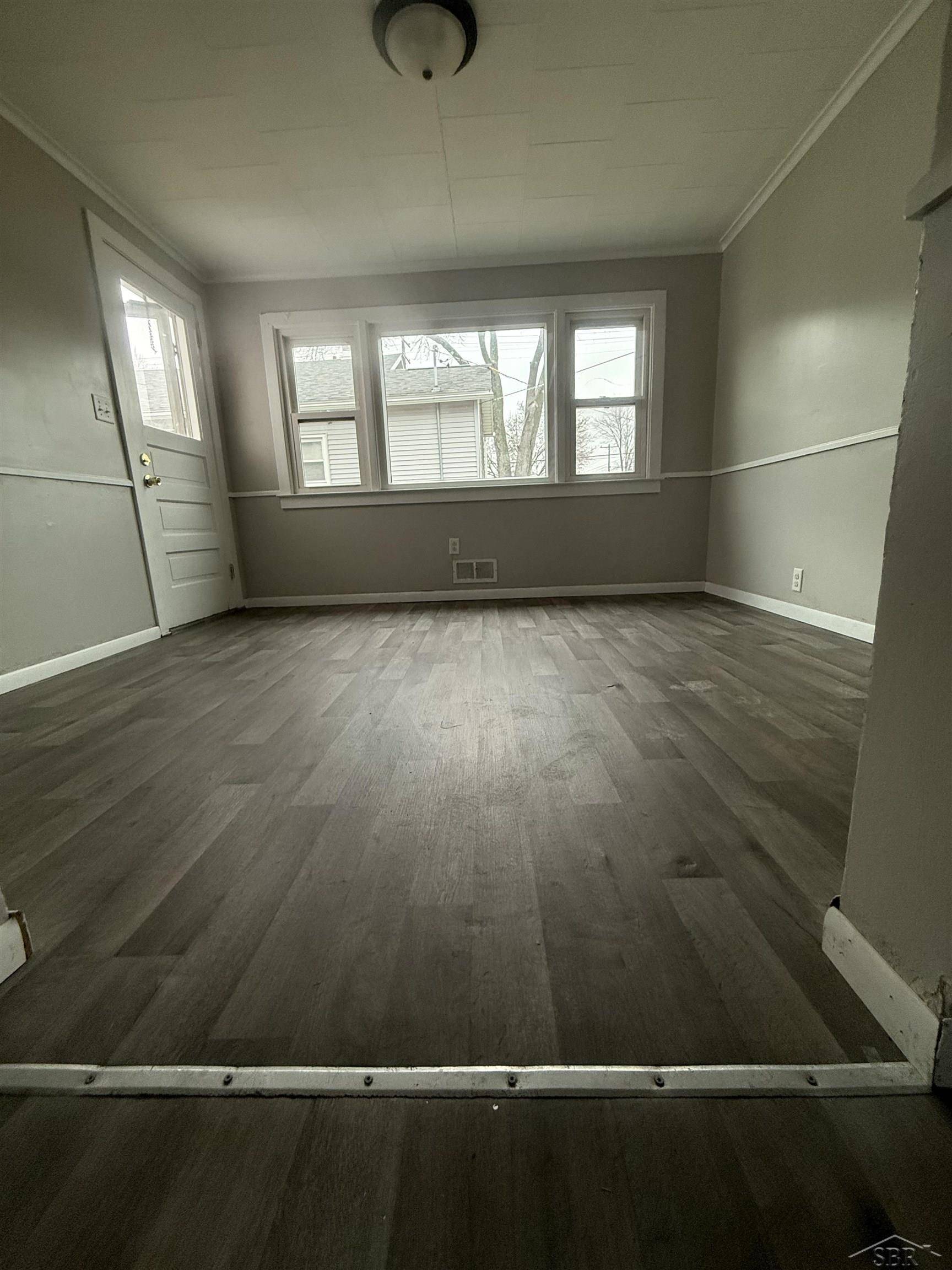 Saginaw, MI 48602,907 N Mason ST