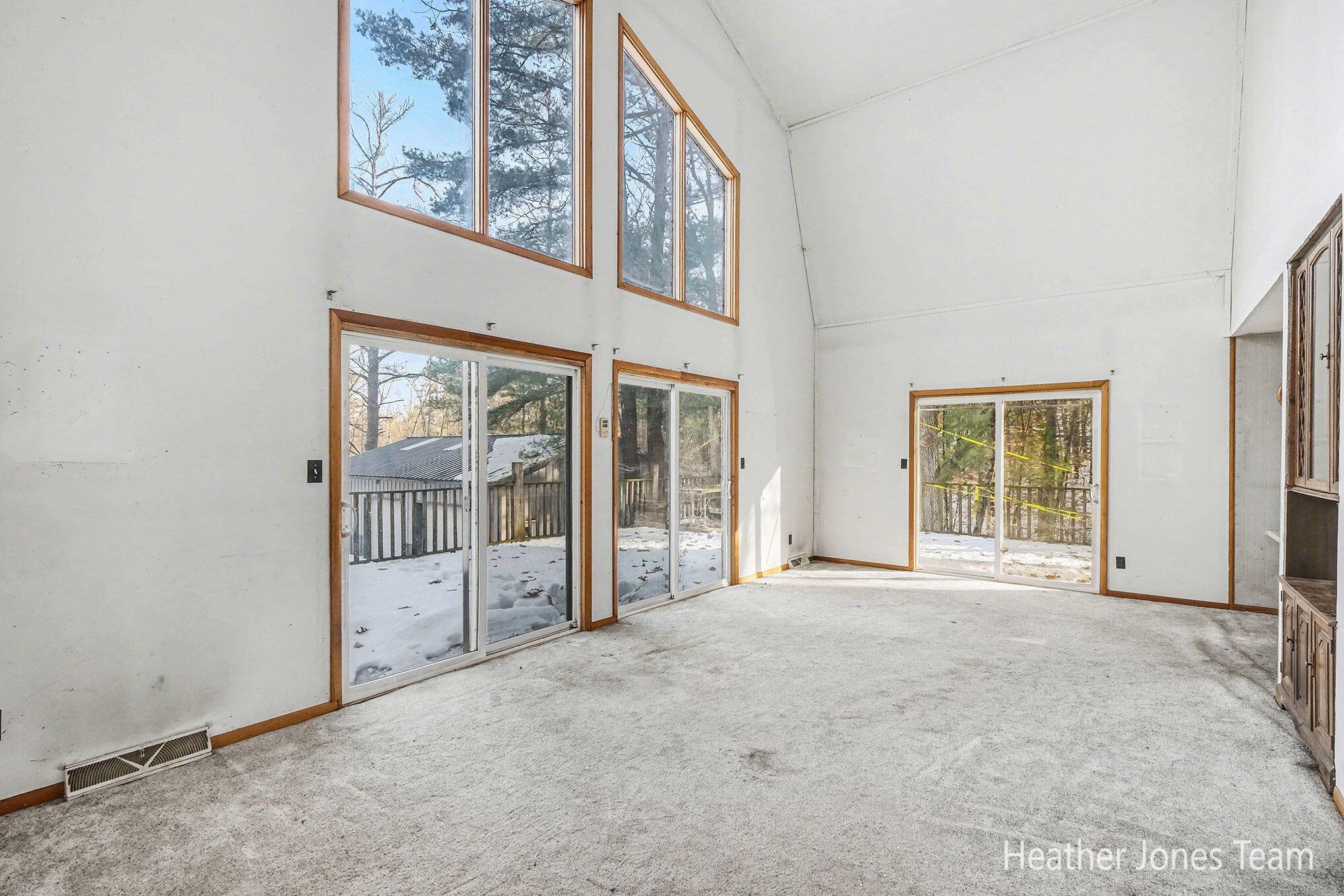 Greenville, MI 48838,10136 Connelley AVE NE