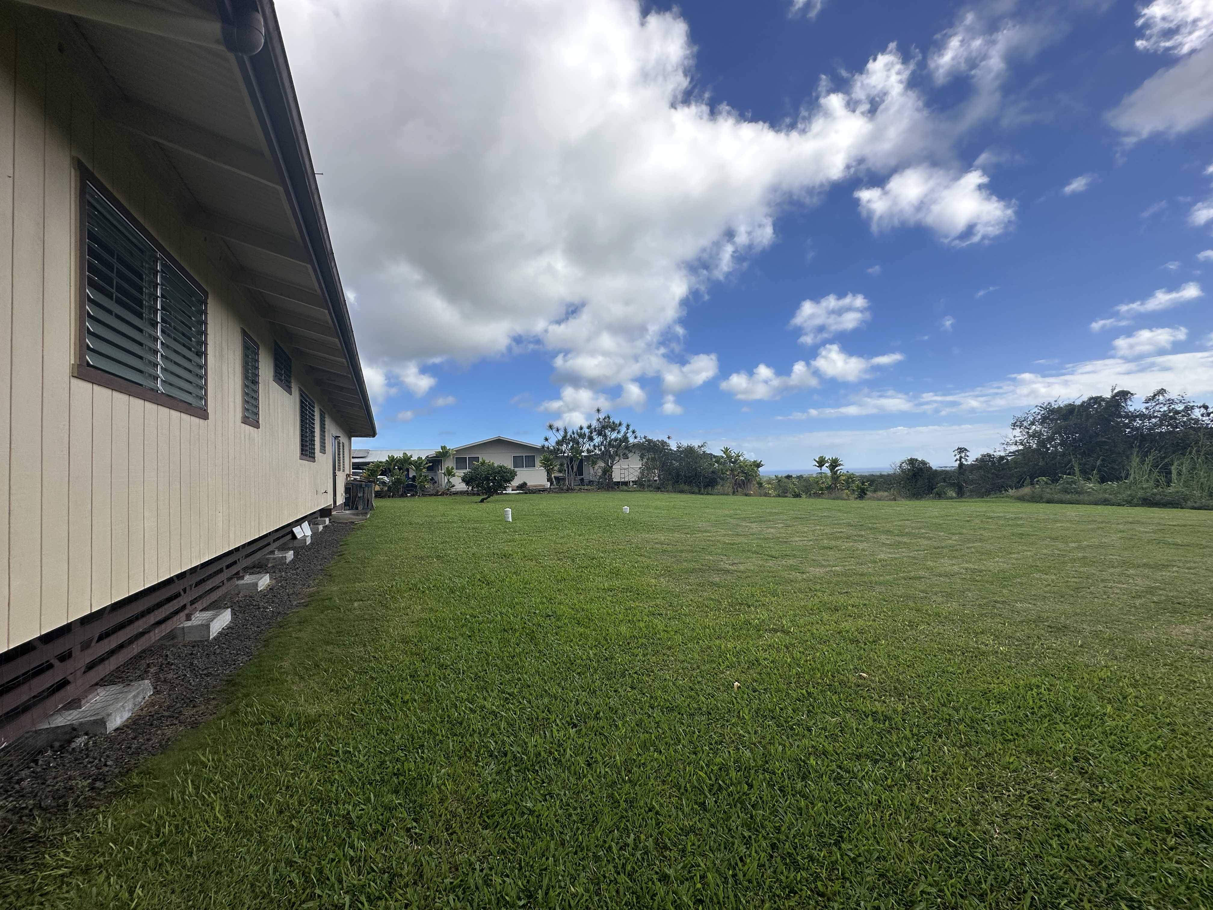 Kurtistown, HI 96760,17-303 PILIKINO RD