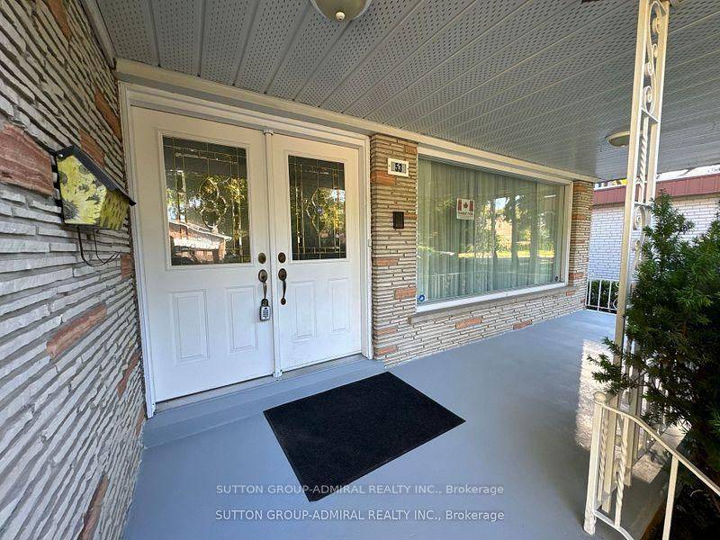 Toronto C15, ON M2M 2X8,53 Bestview DR