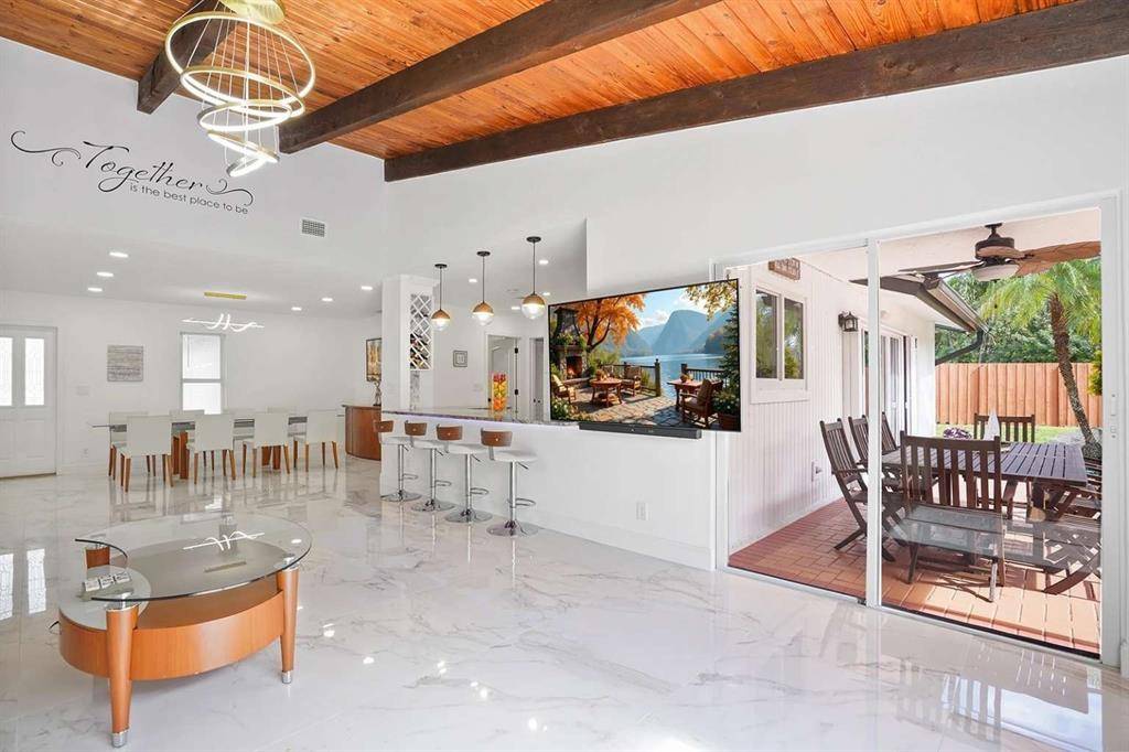 Boca Raton, FL 33433,21661 Sonoma Ct