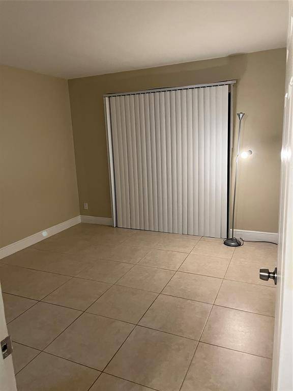 Boca Raton, FL 33432,44 SE 14th St #305