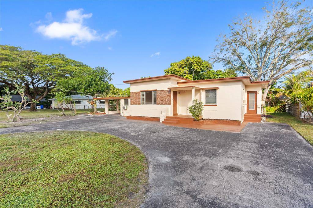 Hollywood, FL 33021,5705 Harding St