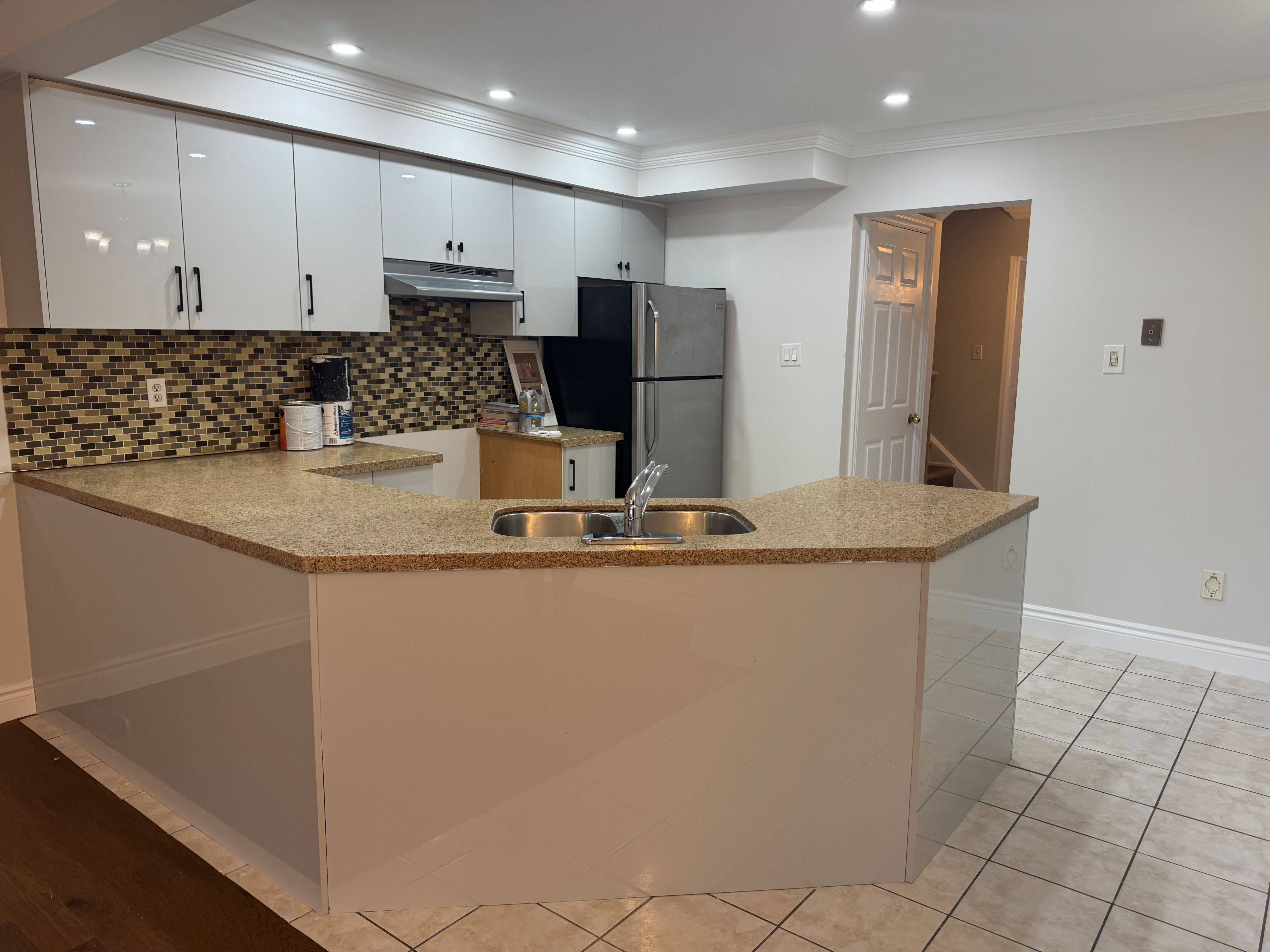 Brampton, ON L6Y 4S2,16 Langdale CRES