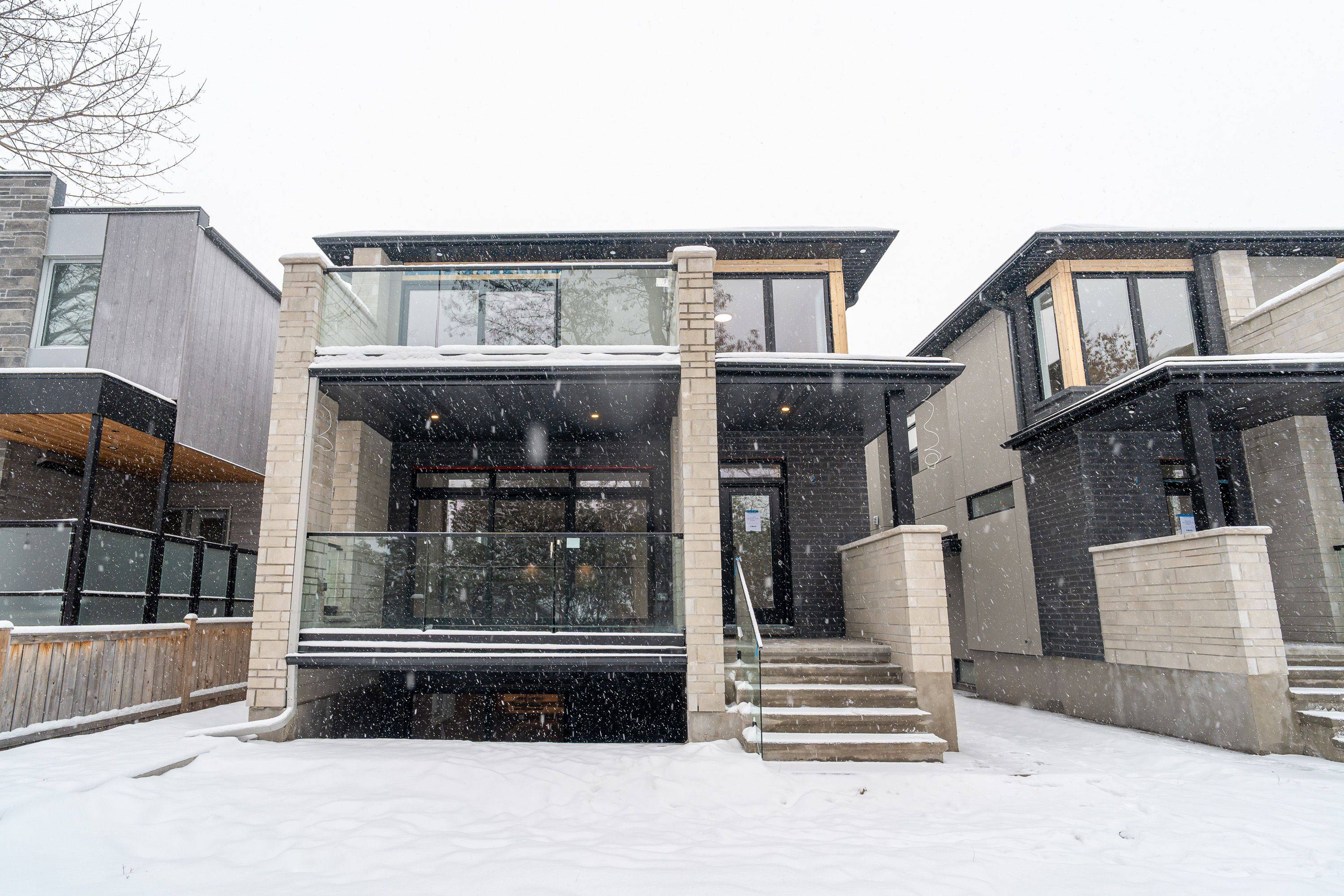 Carlingwood - Westboro And Area, ON K2A 1Z8,512 Roosevelt AVE ##B