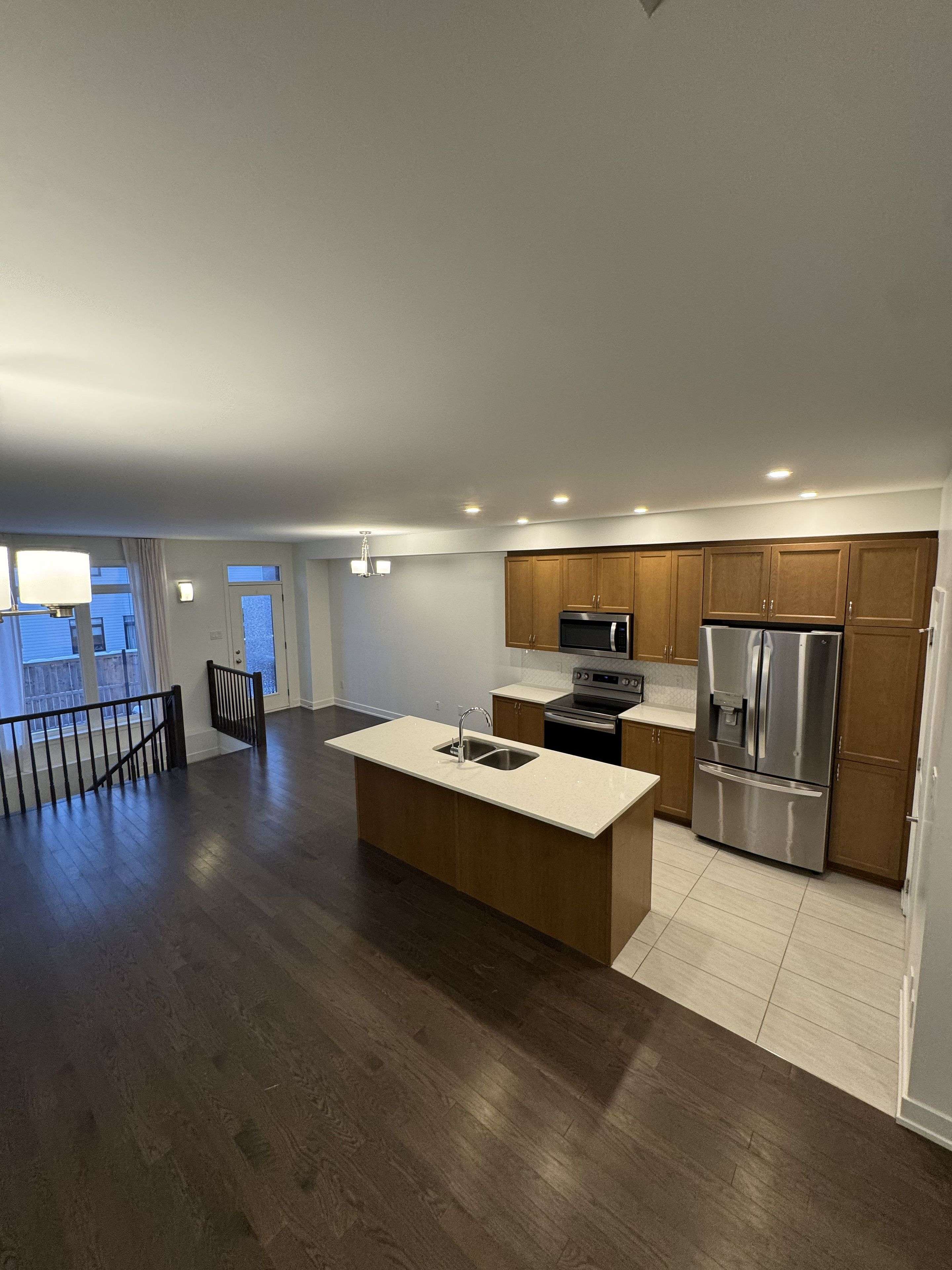 Leitrim, ON K1T 0W2,914 Alvarez LN