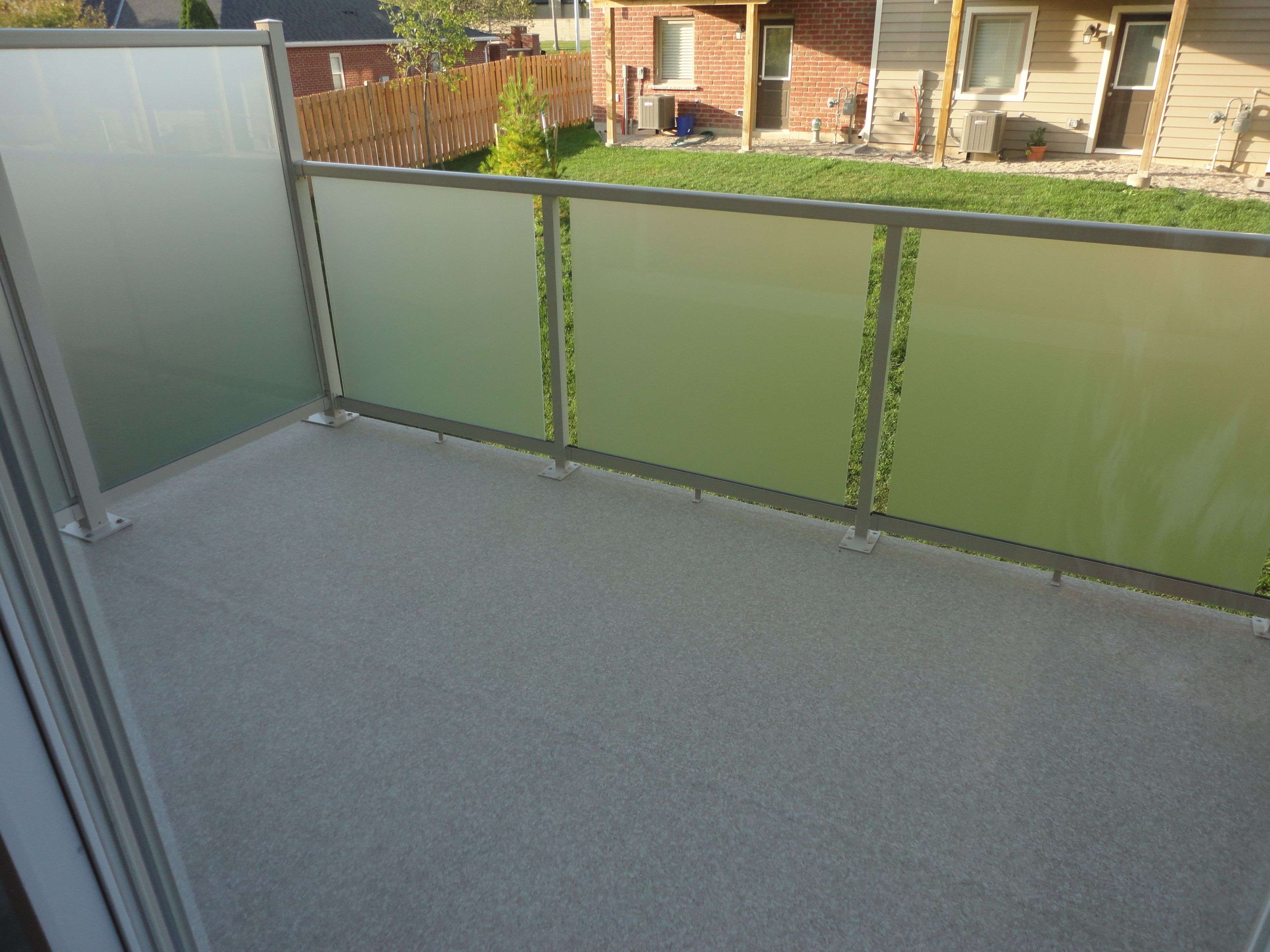 London South, ON N6L 0E6,12 - 3025 Singleton AVE