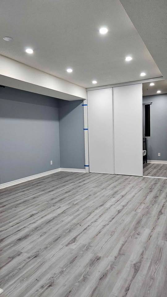 Niagara Falls, ON L2E 1W3,4872 Valley WAY #201