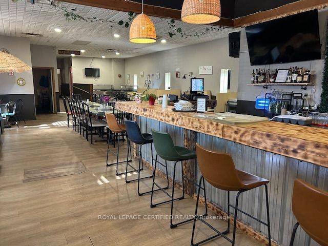 Guelph, ON N1H 2Z3,44 Macdonell ST