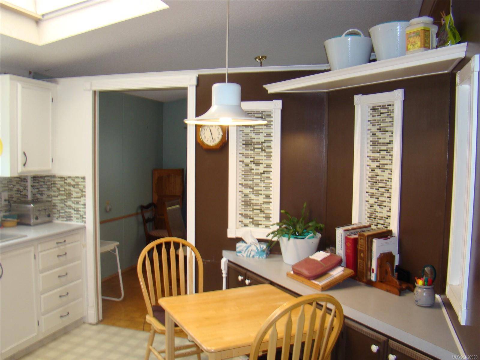 Nanaimo, BC V9T 5X3,2501 Labieux Rd #25