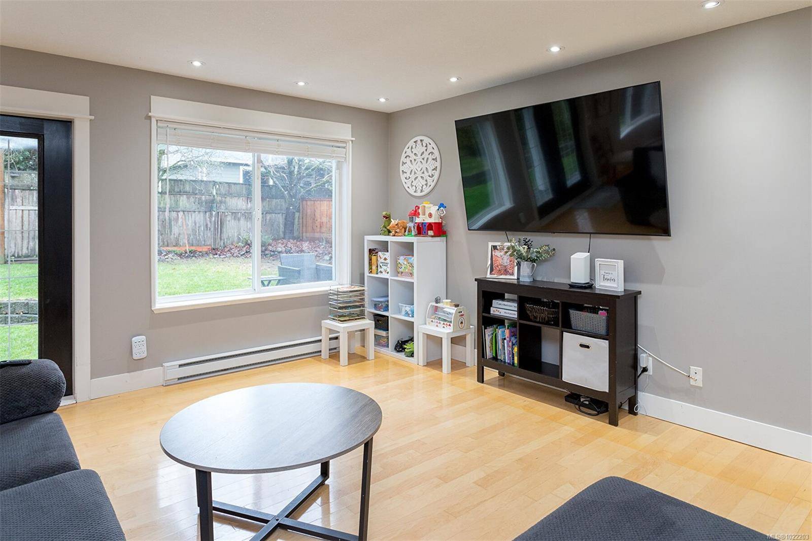 Cobble Hill, BC V0R 1L3,3649 Holland Ave