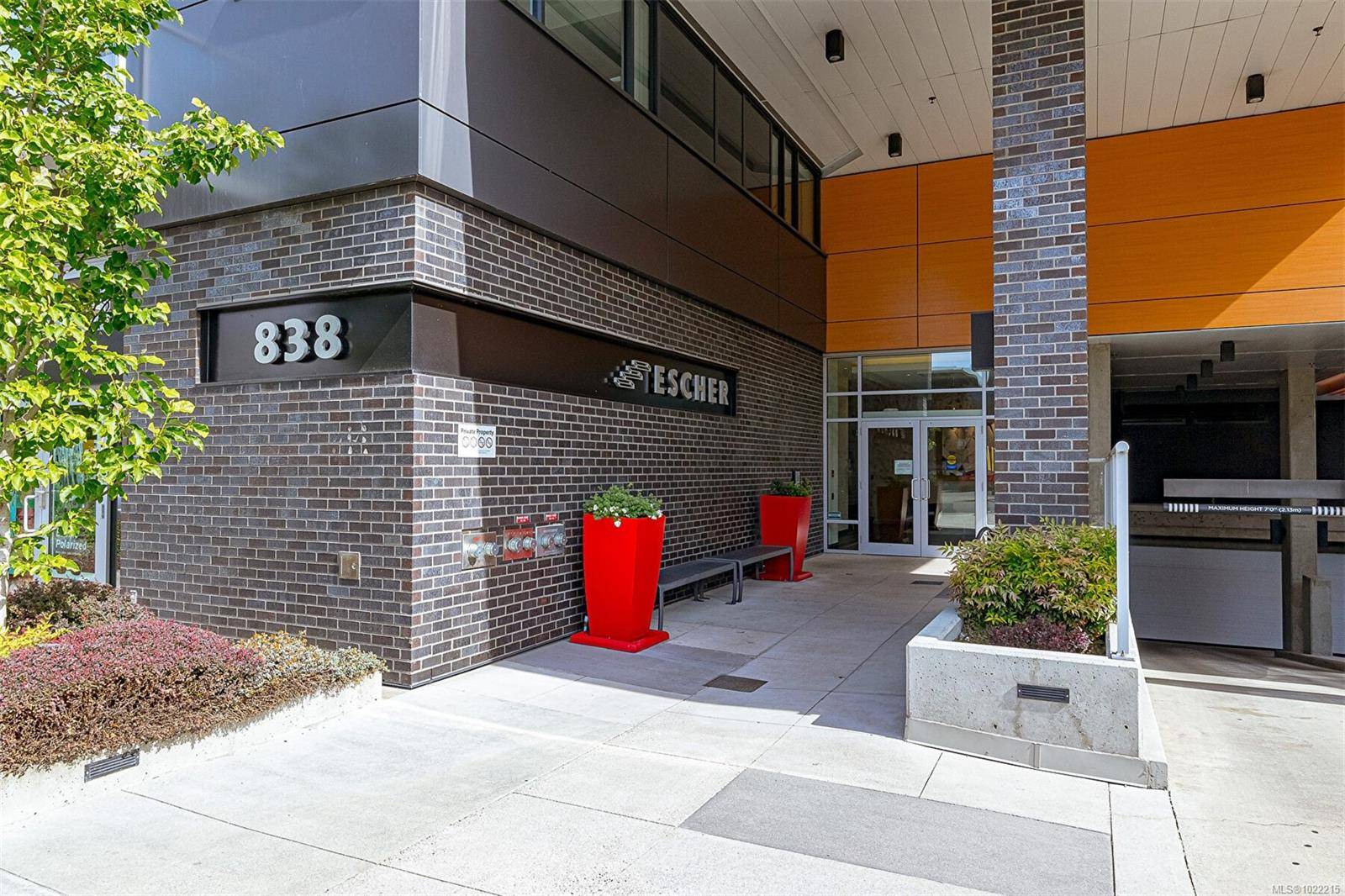 Victoria, BC V8W 1E4,838 Broughton St #309