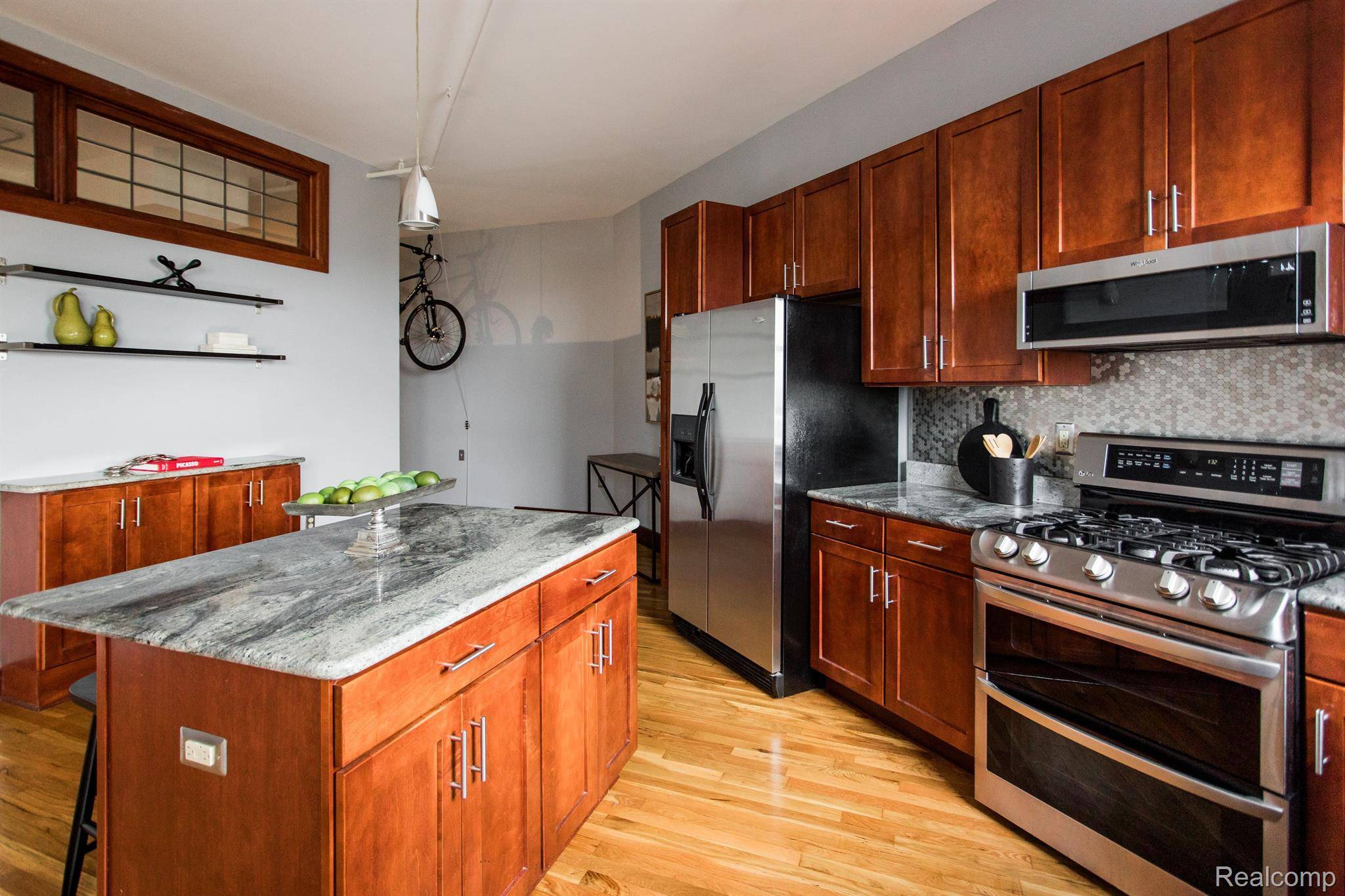 Detroit, MI 48207,1395 ANTIETAM AVE #49