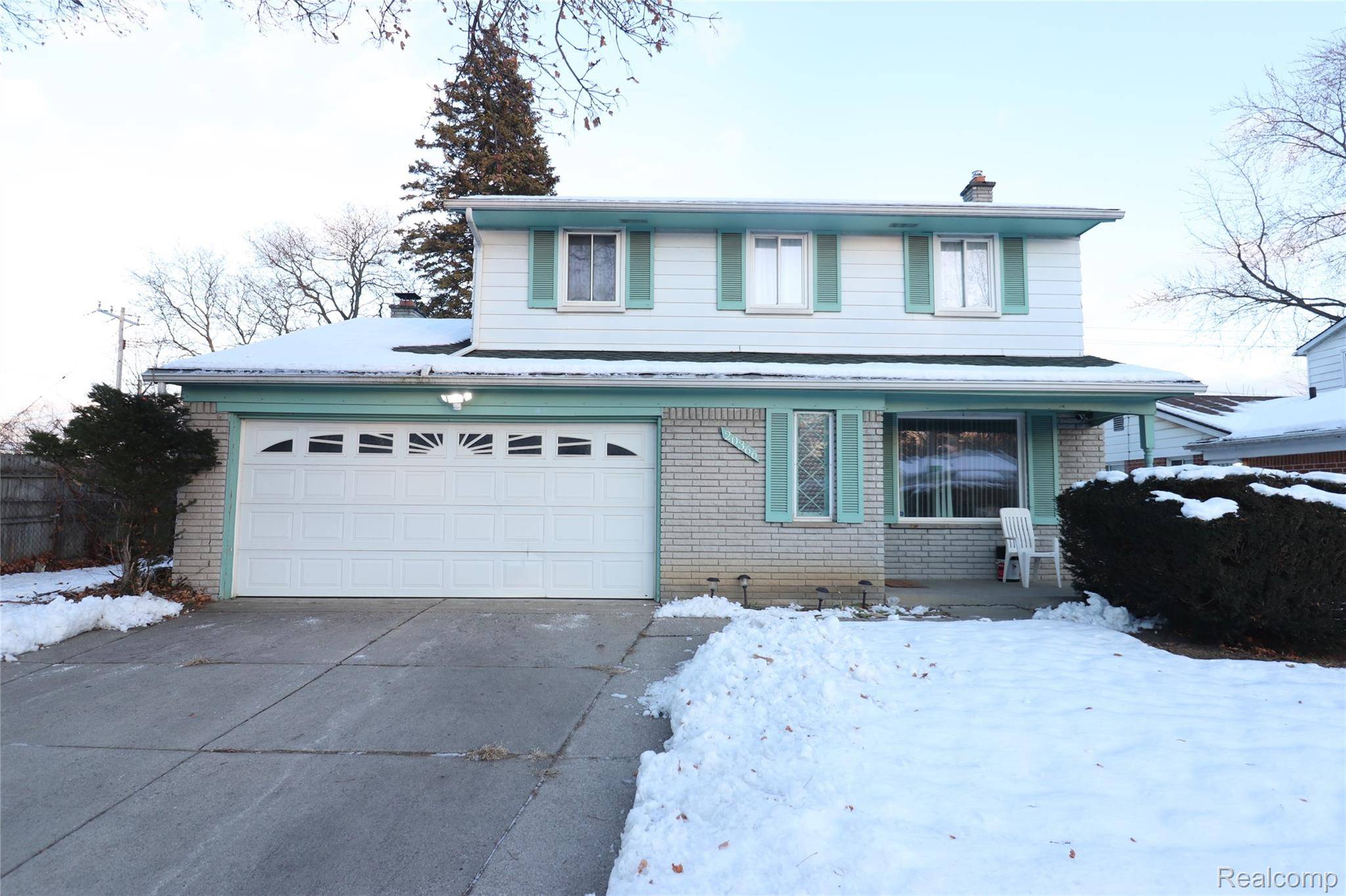 Detroit, MI 48219,20366 Berg RD