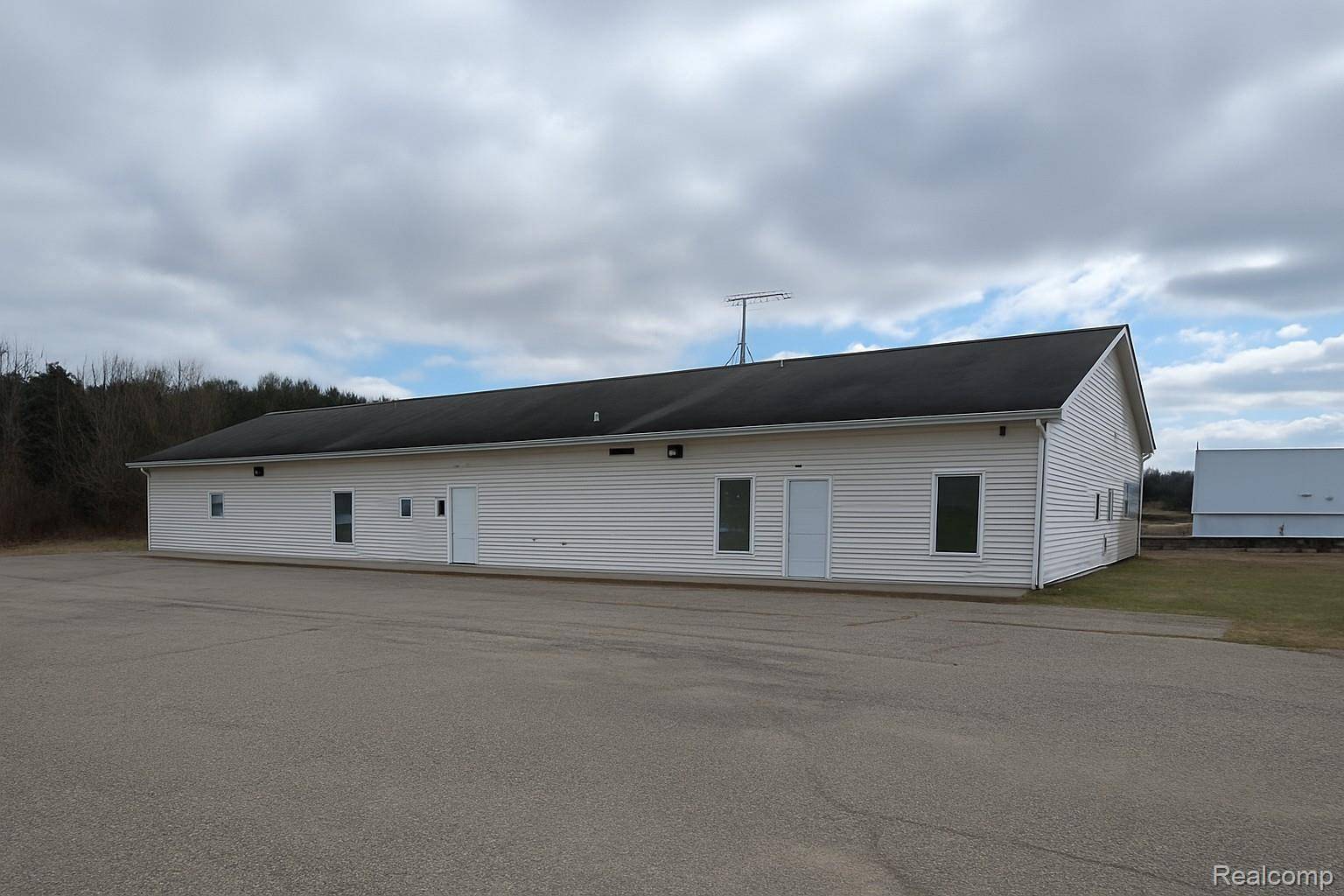 Edmore, MI 48829,1379 Industrial Park DR