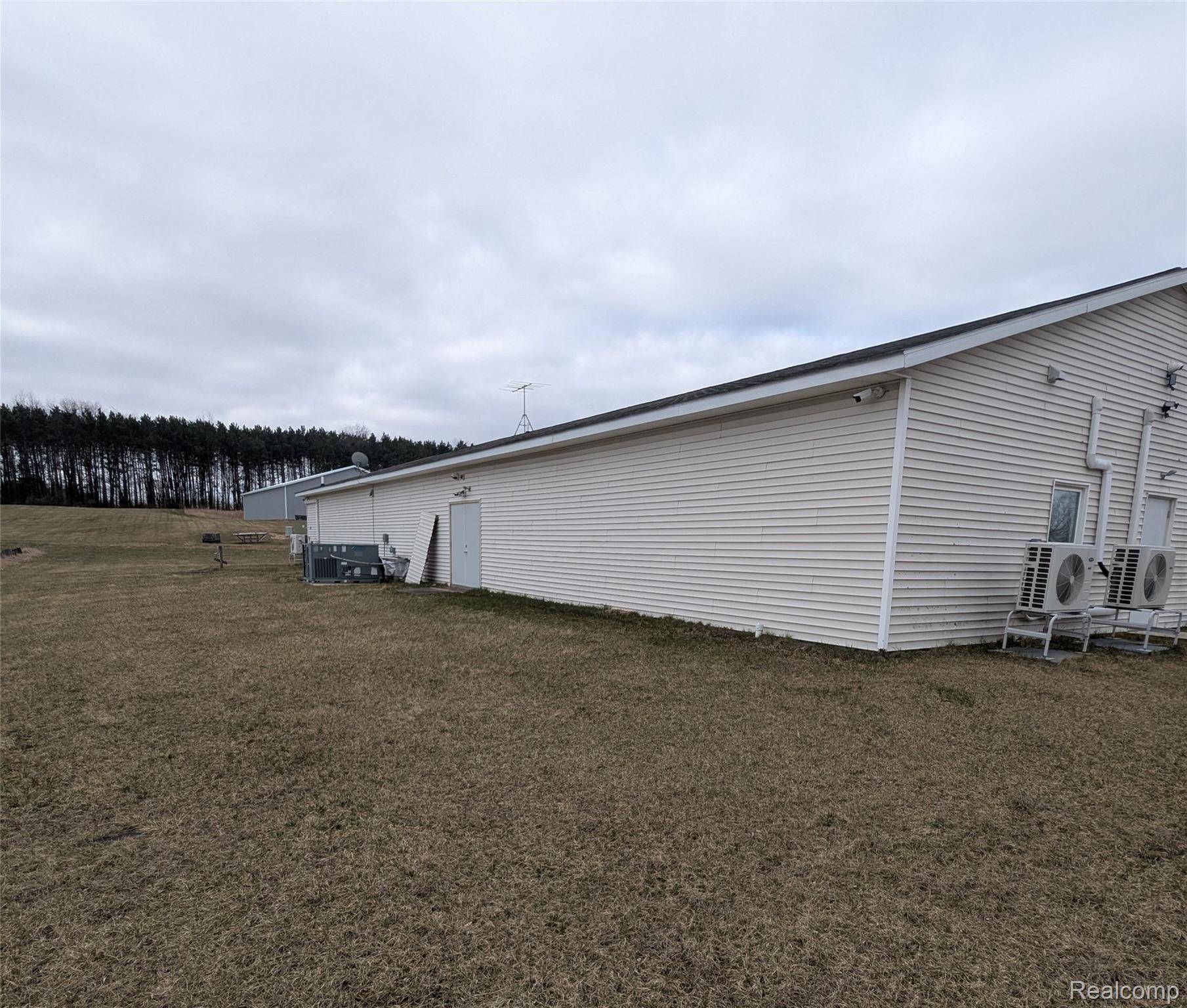 Edmore, MI 48829,1379 Industrial Park DR