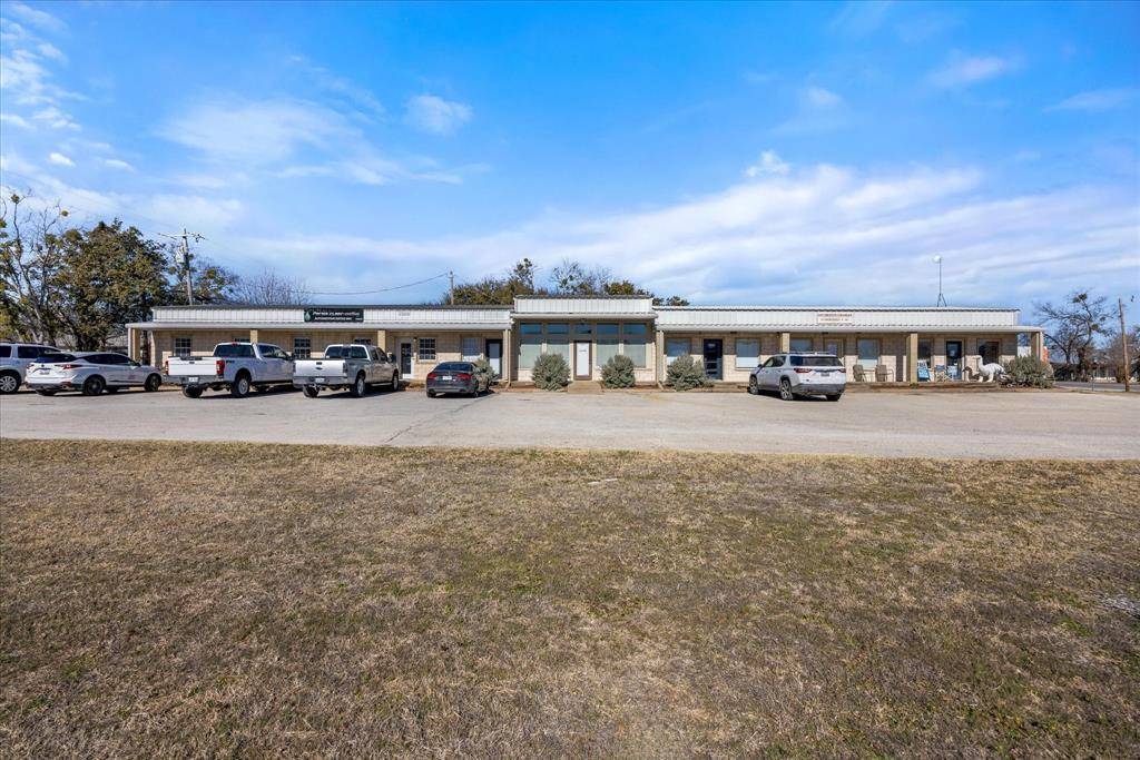 Glen Rose, TX 76043,1201 NE Barnard Street