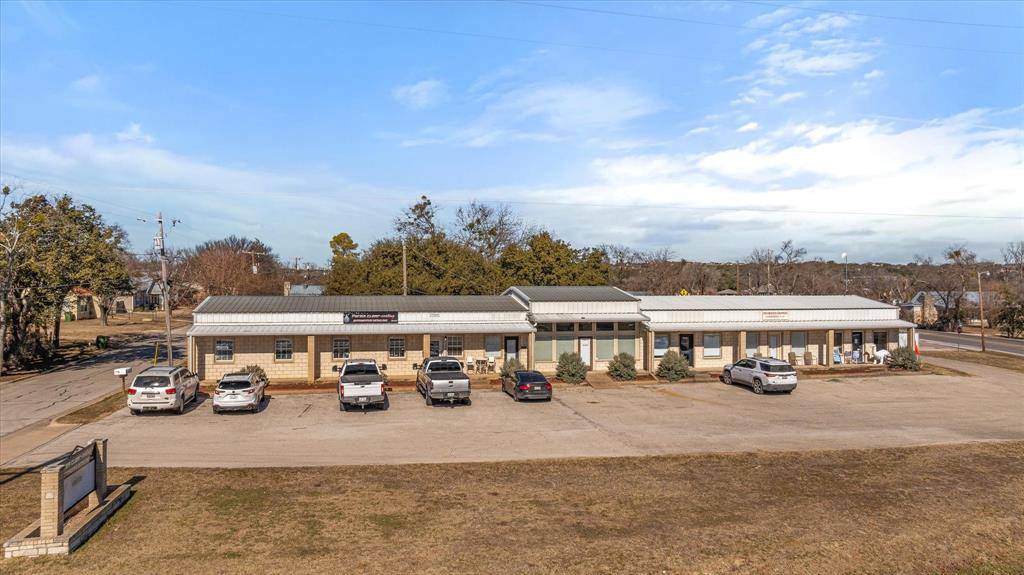 Glen Rose, TX 76043,1201 NE Barnard Street