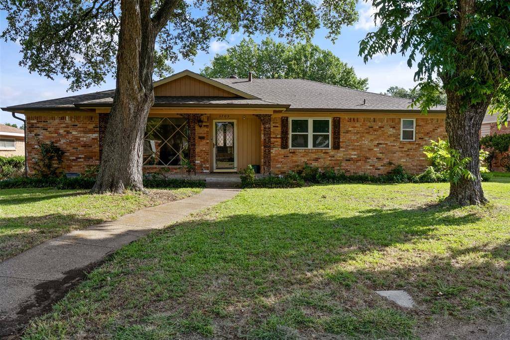 Dallas, TX 75227,5705 Twineing Street