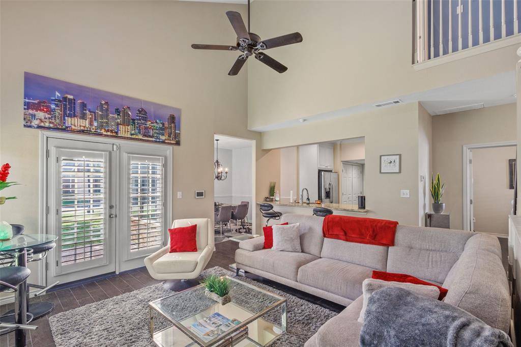 Irving, TX 75063,213 Cimarron Trail #2