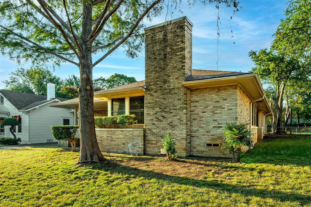 Denison, TX 75020,1114 W Walker Street