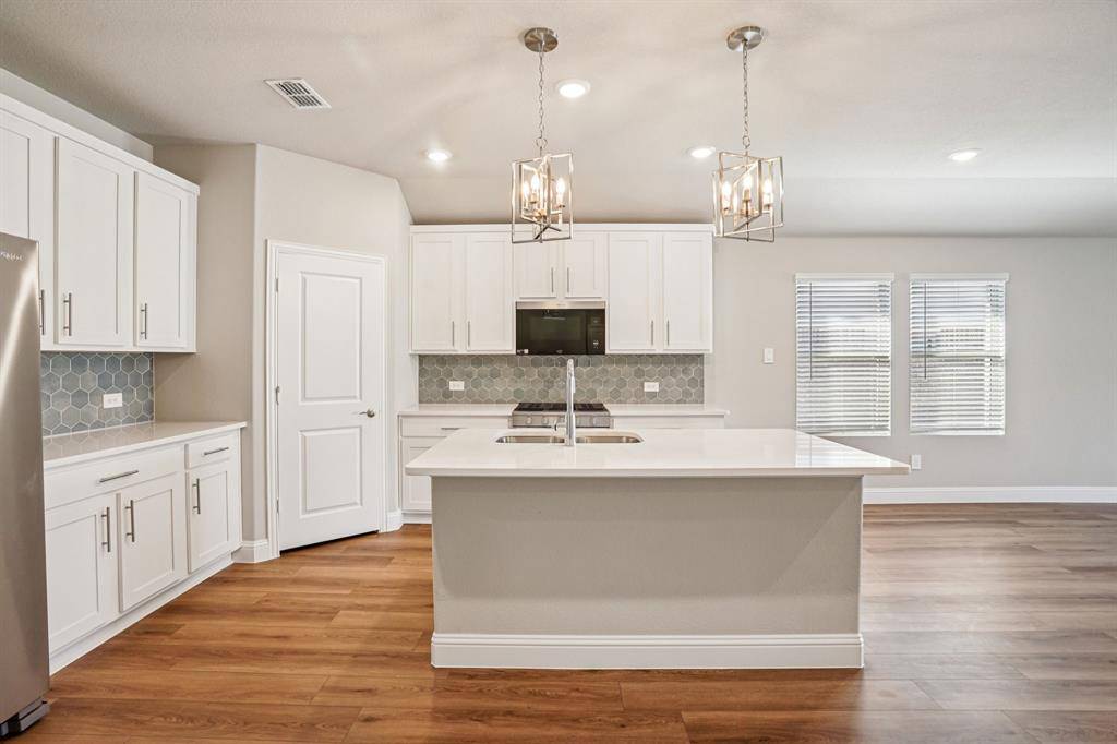 Sherman, TX 75092,401 Loch Drive