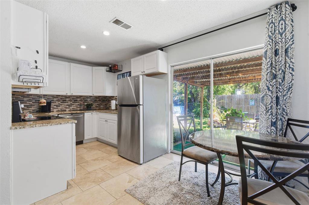 Granbury, TX 76049,405 Mustang Trail