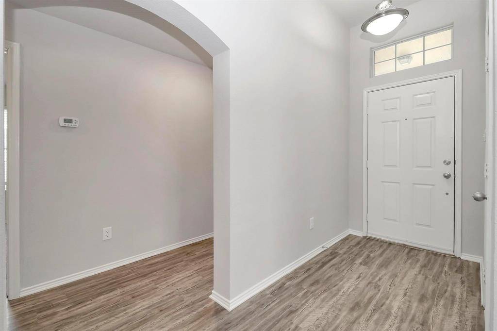 Watauga, TX 76137,5528 Ridge View Drive