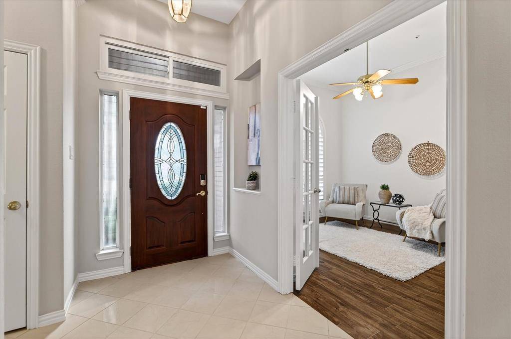 Addison, TX 75001,3765 Waterside Court