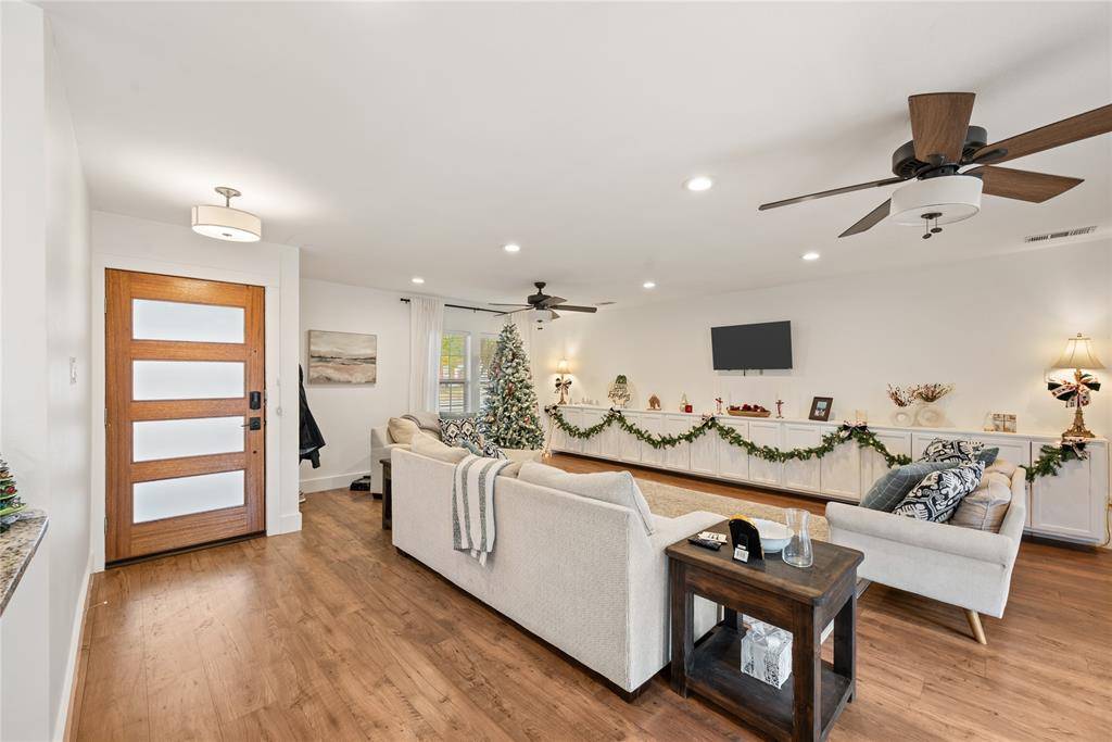 Farmers Branch, TX 75234,3454 Cloverdale Lane