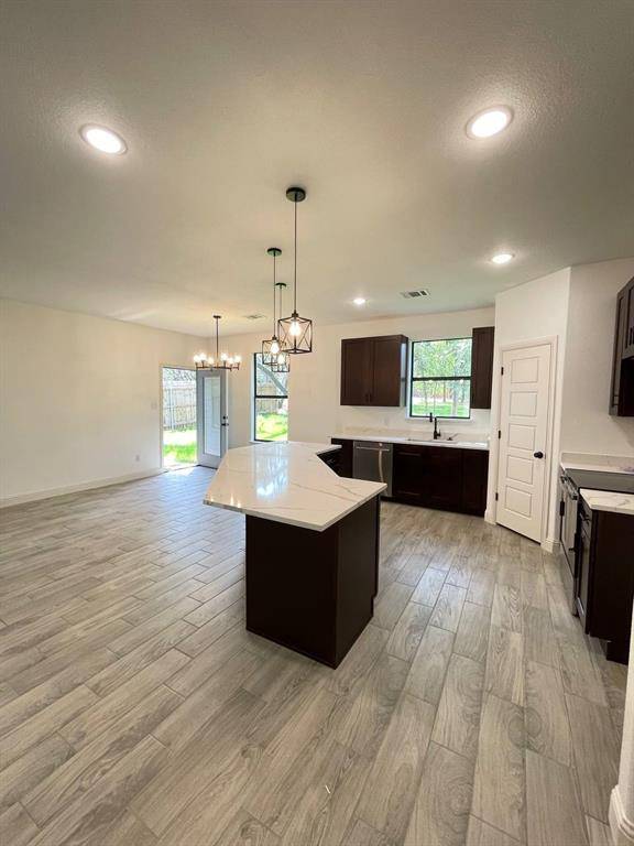 Granbury, TX 76048,2512 San Gabriel Drive