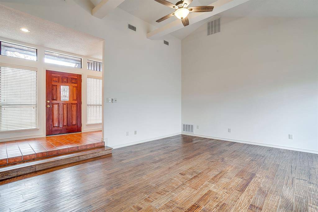 De Cordova, TX 76049,6206 Sonora Drive