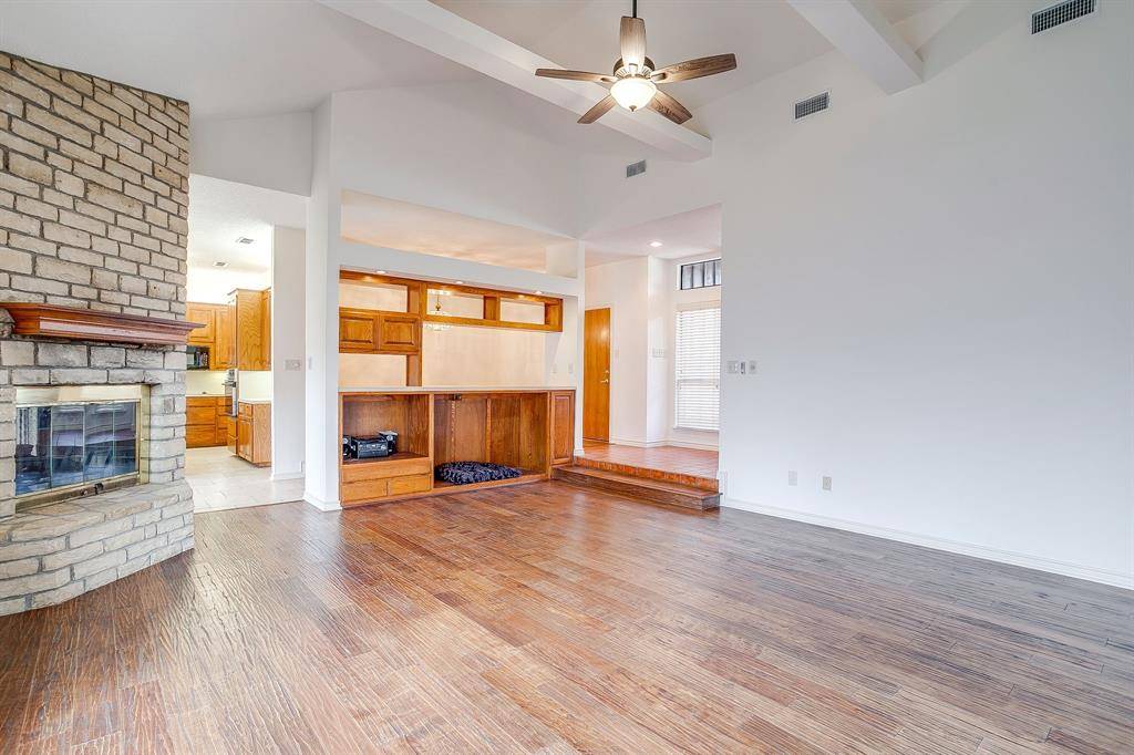 De Cordova, TX 76049,6206 Sonora Drive