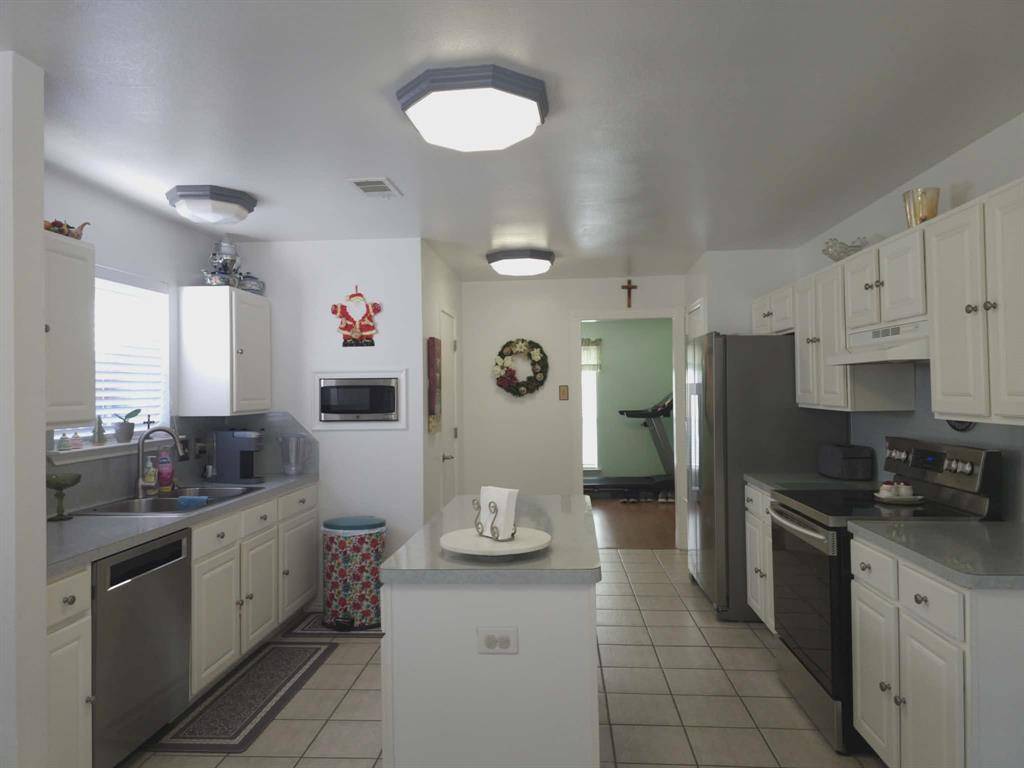 Little Elm, TX 75068,2890 High Meadow Drive